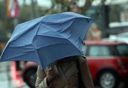 Informare meteo. Ninsori, lapoviţă şi vânt în aproape toată ţara până vineri seară