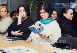 50 de femei se vor califica ca Asistent Relații Publice și Comunicare - FOTO