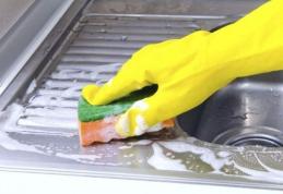 Cum să cureţi obiectele din inox