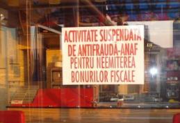 Antifrauda le va cere vânzătorilor şi chelnerilor să arate banii personali. Activitatea nu va mai fi închisă din prima!