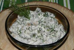 Salată de ciuperci