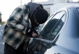 Un hoţ din Suceava, prins după ce a furat a doua oară aceeaşi maşină