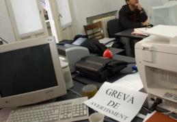 Funcționarii închid administrațiile: Proteste anunțate în toată țara