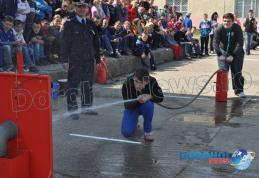 S-au desemnat finaliştii concursului „Echipaj de pompieri” organizat la Liceul „Ion Pillat” Dorohoi - FOTO