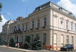 Inedit! Primăria Rădăuți a rămas fără primar, Consiliu Local, viceprimar și secretar. Cine asigură conducerea municipiului?