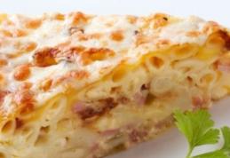 Budincă de paste cu șuncă