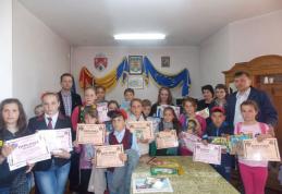 IBĂNEȘTI: Laureații concursului de pictură pe sticlă „Iisus, Lumina Lumii”, ediția a X-a - FOTO