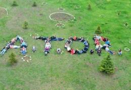 Tineri din Dorohoi prezenți la întâlnirea ATOR de la Mănăstirea Ştiubieni 