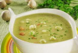 Supă cremă din conopidă cu perișoare