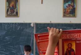 Înscrierea la ora de Religie se face prin cerere scrisă a părinților