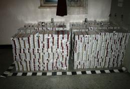 Două autoturisme confiscate și două reținute de inspectorii vamali de la Stînca-Costești pentru trafic cu țigări de contrabandă