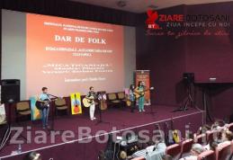 Un nou succes al grupului de muzică folk „Luceafărul” de la Asociaţia Culturală ARLECHIN Botoşani - FOTO