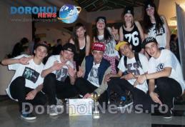 Respect pentru cultură: Autoritățile locale finanțează transportul unei trupe de dans din Dorohoi la un concurs internaţional