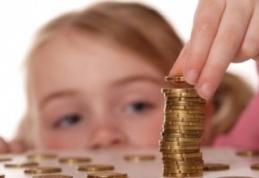Guvernul ia în calcul acordarea de alocaţii diferenţiate pentru copii