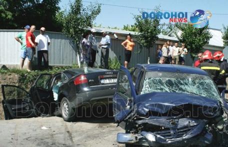Accident TRAGIC: Șase victime după ciocnirea a două autoturisme. Doi tineri căsătoriți și-au pierdut viața!