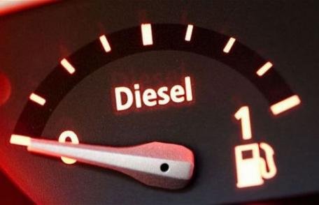 Supra-acciza la carburant a fost desfiinţată! Motorina se va ieftini masiv