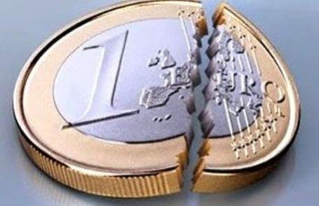 Grecia se scufundă: Băncile, închise până pe 7 iulie. Grecii pot retrage doar 60 de euro pe zi