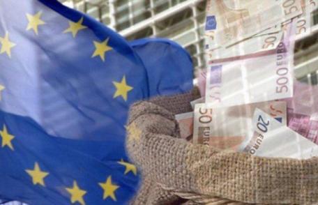 Județul pierde 20 milioane euro alocați pentru extinderea reţelelor de apă și canalizare. Comisia de licitaţie acuzată de incompetenţă