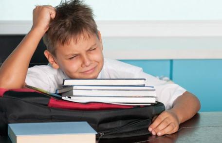 Grădiniţa obligatorie, notă minimă de admitere la liceu sunt propuneri la noua Lege a Educaţiei