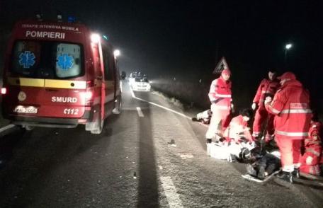 Fără experiență la volan - Un tânăr a evitat impactul cu o căruță dar a intrat cu mașina într-un cap de pod