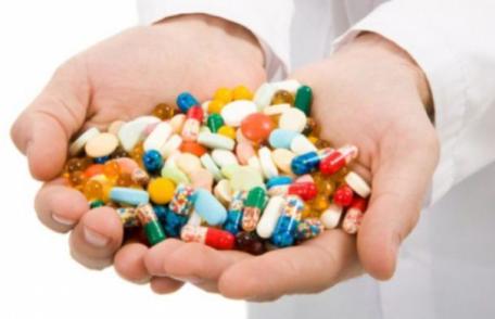 Medicamente contrafăcute, la vânzare pe internet