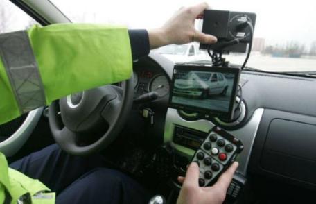 Circula cu viteză amețitoare prin oraș și a primit o amendă pe măsură