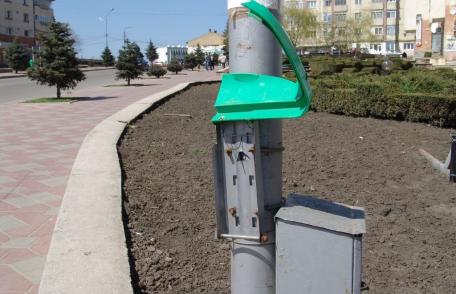 Să luăm atitudine : Primim de la cititorii noștrii