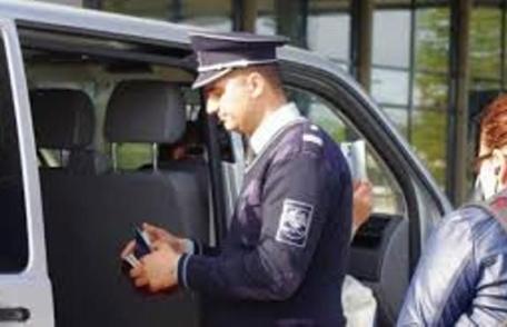 Inconștiență la volan! A ieșit la plimbare cu mașina neînmatriculată și s-a ales cu dosar penal!