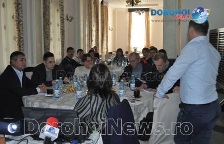 Masă rotundă organizată de Asociația Clara pentru prezentarea rezultatelor în cadrul Programului „ȘANSE EGALE” - FOTO