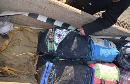 Zeci de mii de țigarete de contrabandă, ascunse sub cocenii dintr-un atelaj hipo! - FOTO