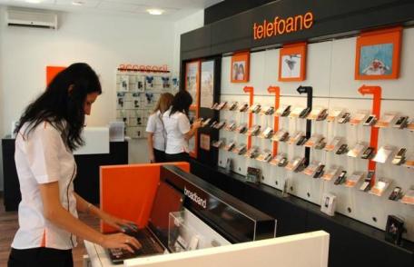 Telefonia mobila se scufunda - Orange da vina pe Guvern si pe Cosmote 