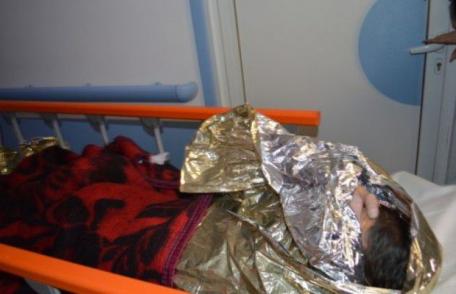 Bărbat în şoc hipotermic găsit pe un câmp