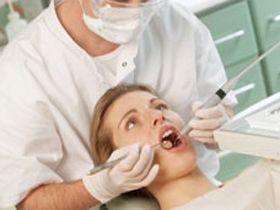 Soluţii împotriva sângerării gingiilor