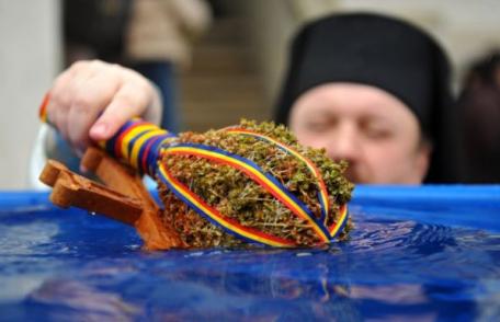 Tradiţii şi superstiţii de Bobotează, ziua în care se deschid cerurile