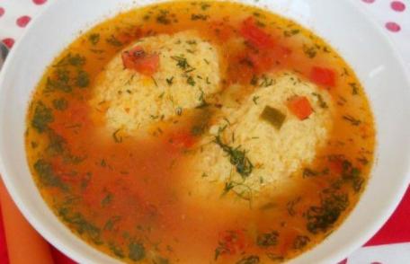 Supă de roșii cu găluște