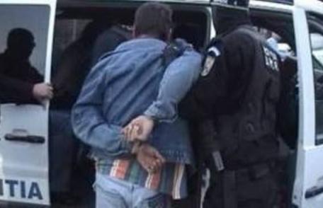 Tânăr din Dorohoi, reținut după ce a săvârșit mai multe furturi din locuințe