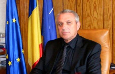 Specialişti din domeniul culturii aşteptaţi la Botoşani, de prefectul Costică Macaleţi