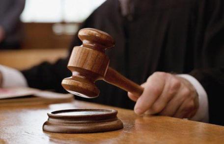 Patroni condamnaţi şi puşi la plată după ce un muncitor din Botoșani rămas paralizat pe viaţă