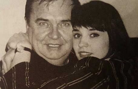 Suferinţă grea pentru Andreea Marin. Tatăl ei a murit în această dimineață