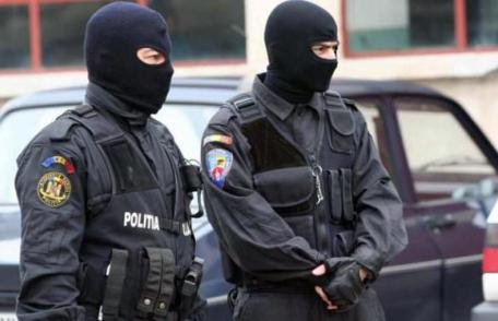 Percheziții DIICOT la Botoșani unde este vizată o rețea de exploatare a persoanelor. Operațiunea „Cuibul de viespi”