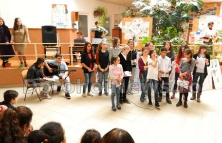 Serbarea primăverii la Şcoala Gimnazială „Ştefan cel Mare” Dorohoi - FOTO