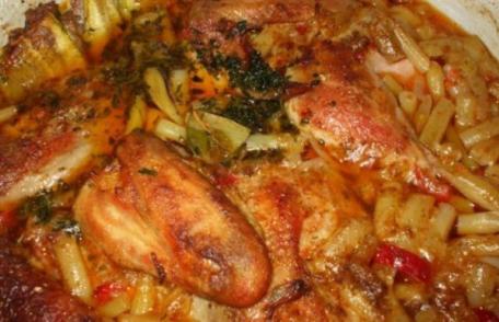 Mâncare de pui cu fasole verde