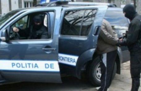 Tânără căutată de autorităţi pentru evaziune fiscală, depistată în Punctul de Trecere a Frontierei