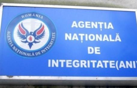 Foşti sau actuali aleşi locali, în incompatibilitate şi conflict de interese