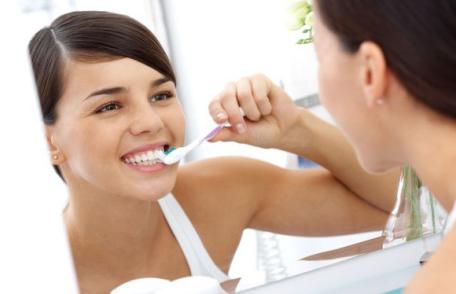 De ce nu este recomandat să te speli pe dinți după ce consumi portocale