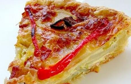 Tartă de cartofi și roșii