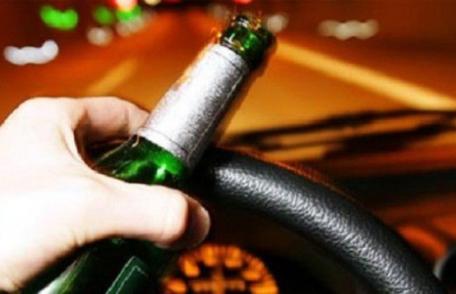 Tânăr de 19 ani din Dorohoi, depistat băut la volan și cu permisul reținut