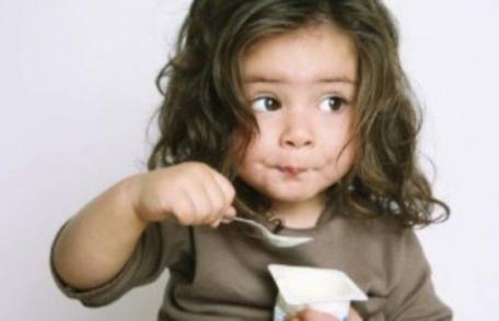 Adevărul despre iaurturile cu fructe. Atenţie ce cumperi!