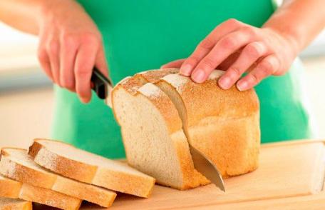 Semnale importante că nu trebuie să mai mănânci pâine