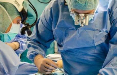 Bărbat însurat, ajuns la urgențe cu penisul mușcat de amantă